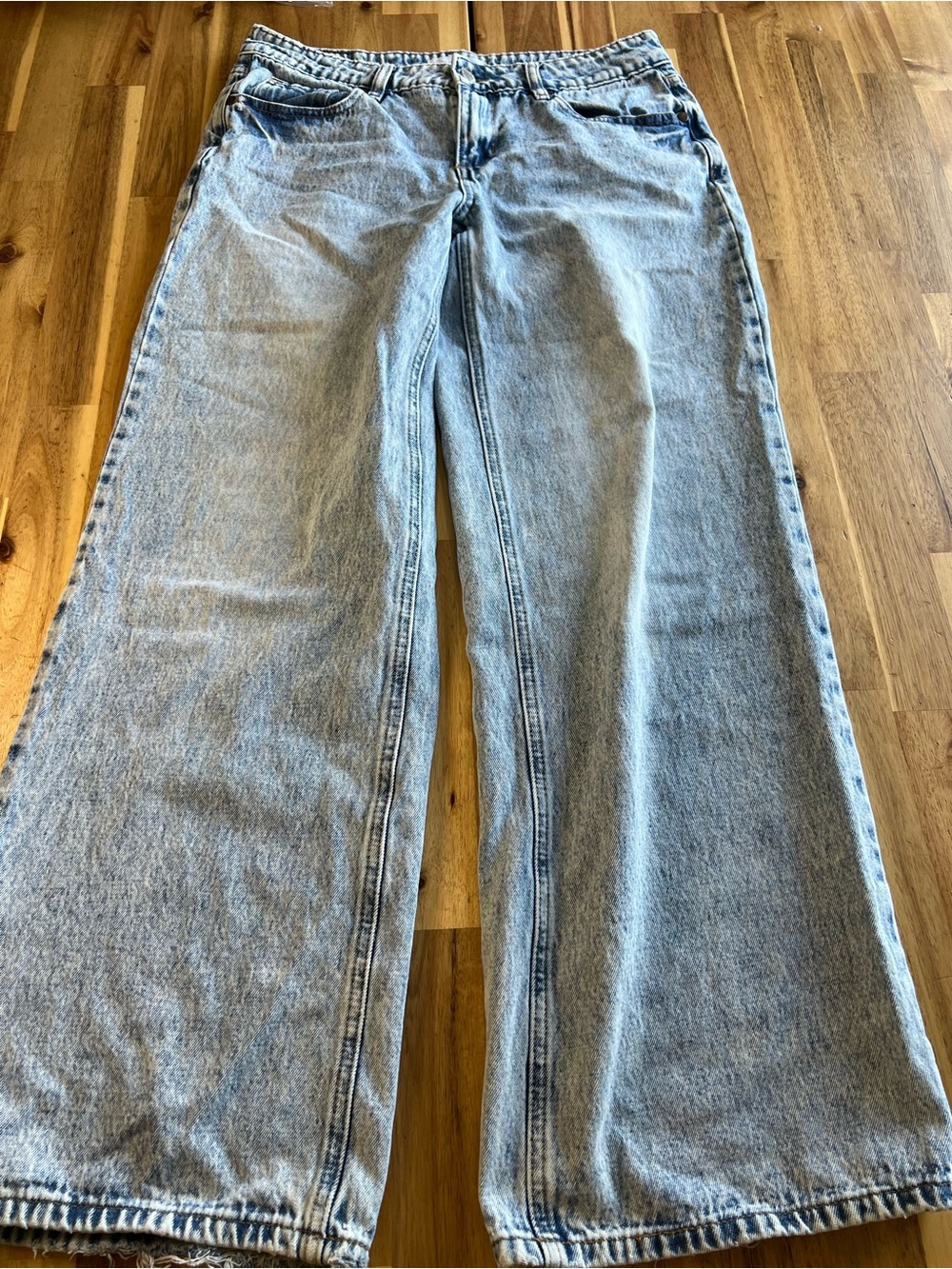 Love Soho Acid Wash Wide Leg Cropped Jeans Women’s Size 7 Raw Hem High Rise